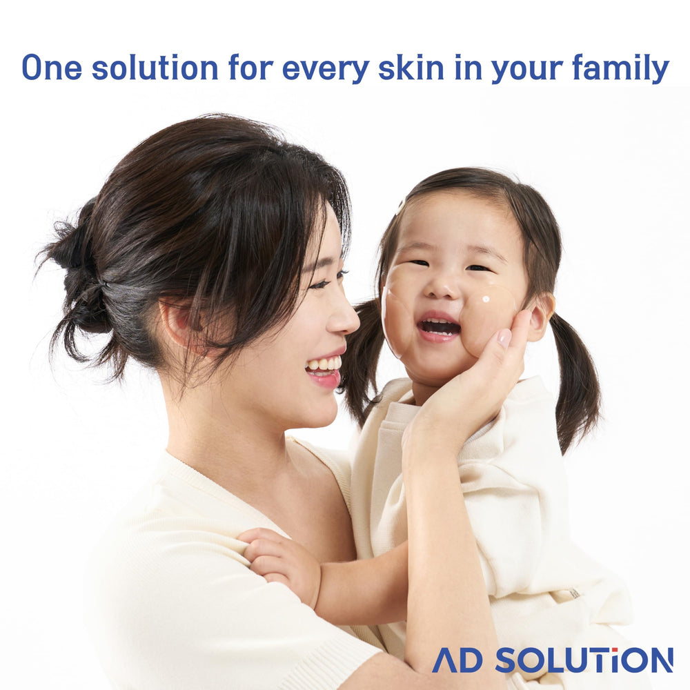 Cooling hydrogel texture feels lightweight and comfortable during wear.