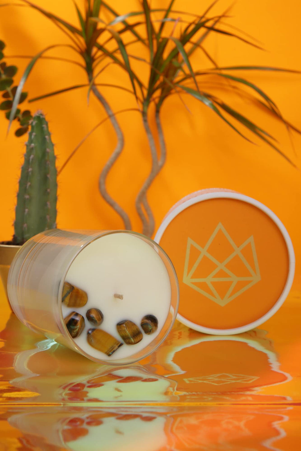 Aluminate Life 100% cotton wick ensures clean, non-toxic burn and steady flame.