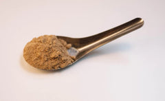 Amazing Botanicals Borongoru kava powder jar highlighting quality and packaging.