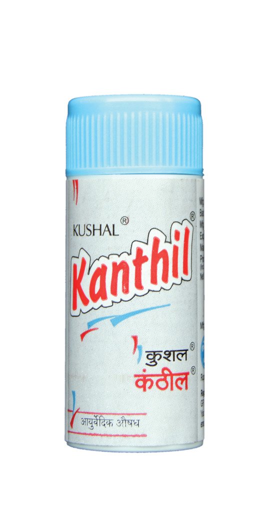 Amrita Kushal Kanthil bottle pouring for convenient cough relief