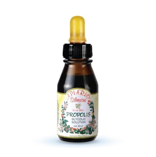 Apiario Silvestre green propolis bottle 30ml view, ready for daily dilution in water.
