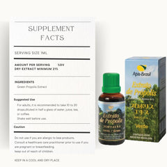 Pipette drops into water with ApisBrasil Green Propolis for easy mixing