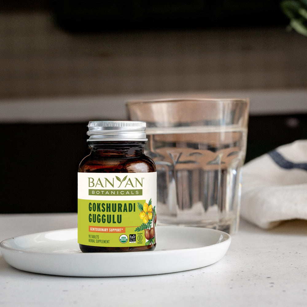 Banyan Botanicals Gokshuradi Guggulu packaging with vegan non-GMO branding.