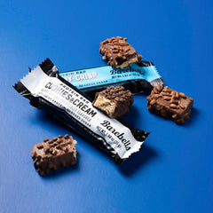 Barebells combo pack box shows two flavors for versatile snacking.