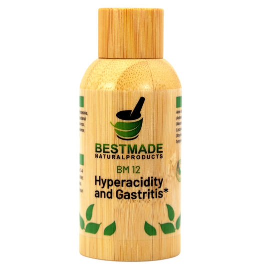 Bestmade BM12 bottle pour shows easy dosing for gentle digestion support.