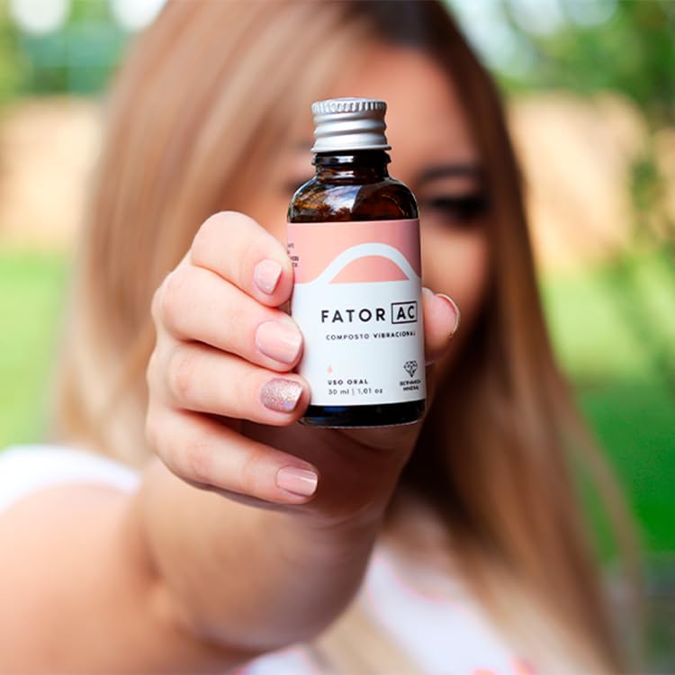 Packaging close-up of Fator AC highlights clear labeling for informed use.