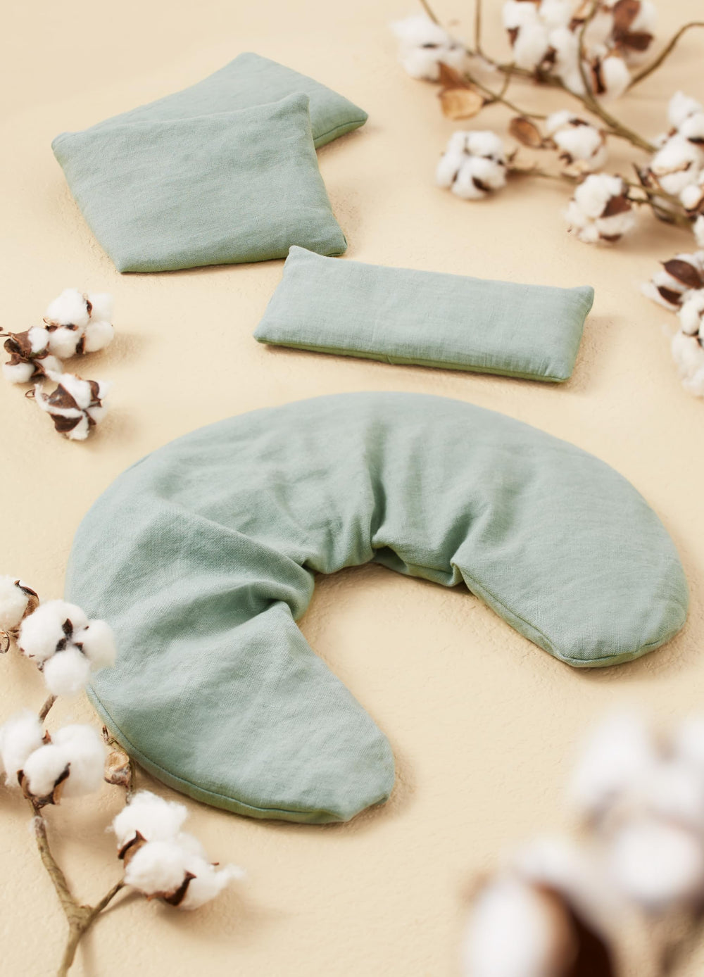 Wrap around neck or shoulders showing natural contour support from buckwheat.