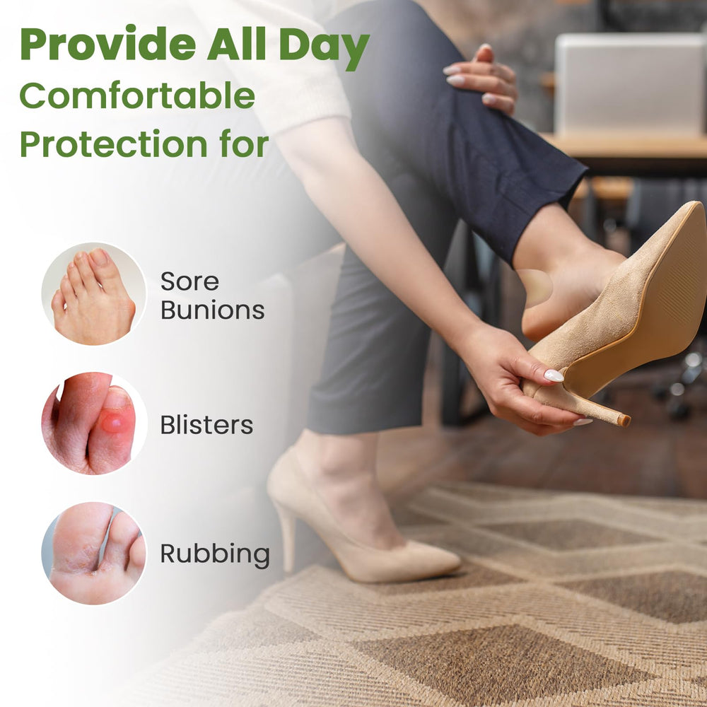 Bukihome Gel Blister Bandages applied to a toe for discreet protection.