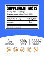 BulkSupplements melatonin powder scoop demonstrates precise 3 mg dosing for customization.