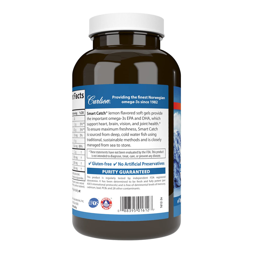 Carlson Teen's Smart Catch amber bottle detail emphasizing freshness and potency.