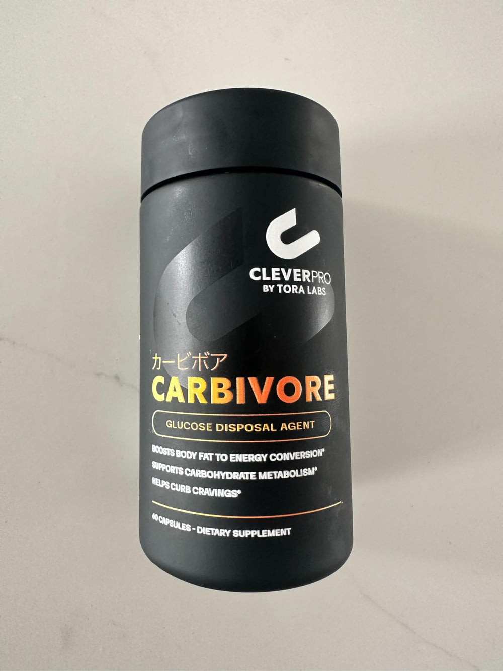 CleverPro Carbivore dispensing scene illustrating simple daily intake