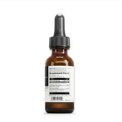 Dropper dispensing DaVinci B12 MC Liquid for flexible, on-the-go dosing.