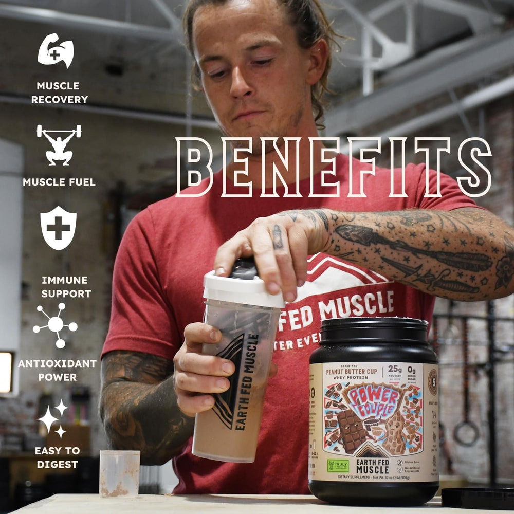 Earth Fed Muscle Power Couple shake poured into a glass demonstrates smooth mix.