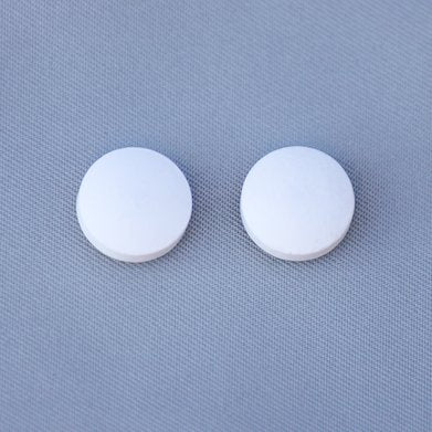 ELFOLATE Plus bottle indicating US-made pharmaceutical standards