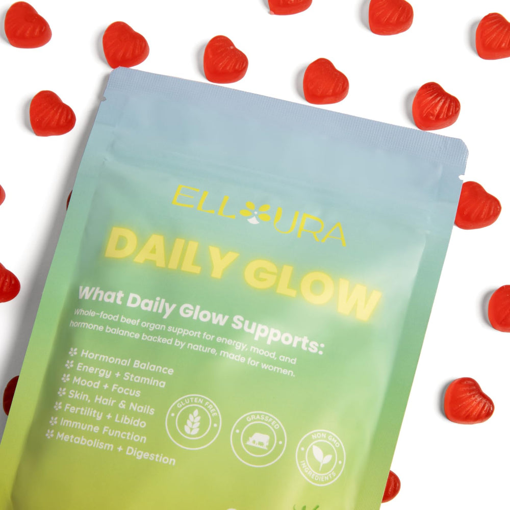 Elloura whole-food ingredients badge highlights clean formula and non-GMO profile.