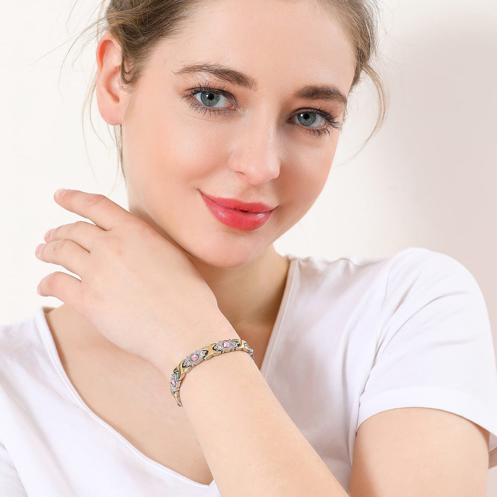 Emmori adjustable-length bracelet on wrist demonstrates easy size customization.