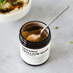 Smoothie with Erbology psyllium husk powder showing versatile fiber use