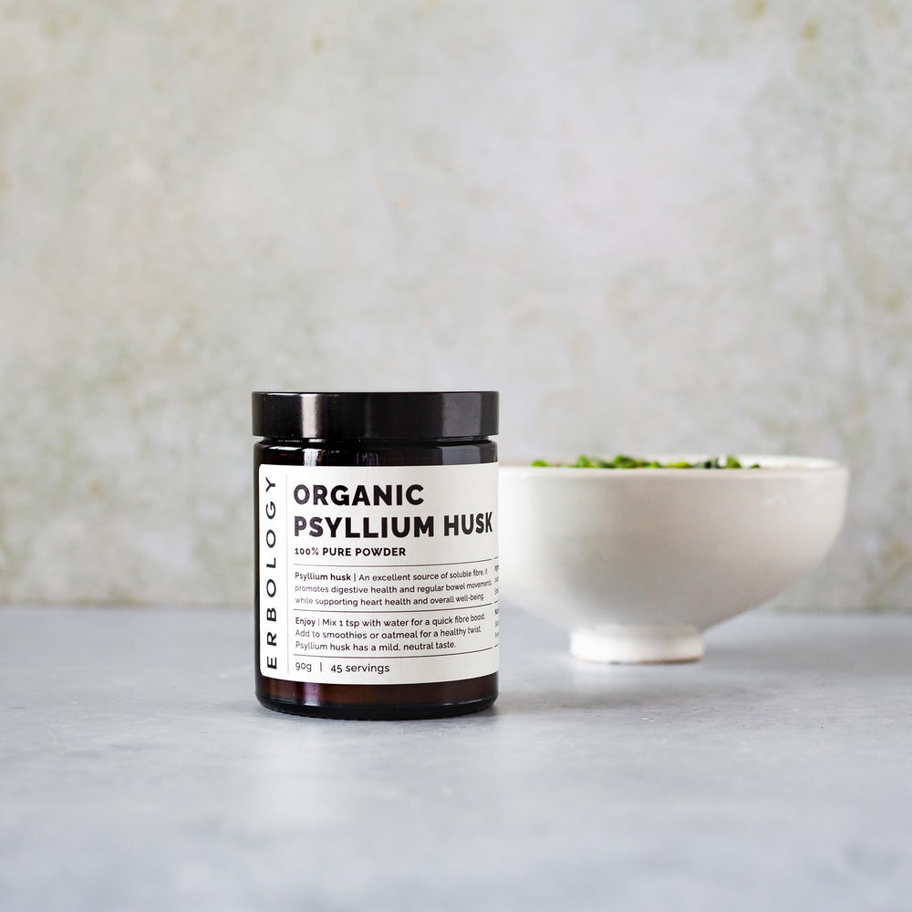 Measuring spoon with Erbology psyllium husk powder for a fiber boost