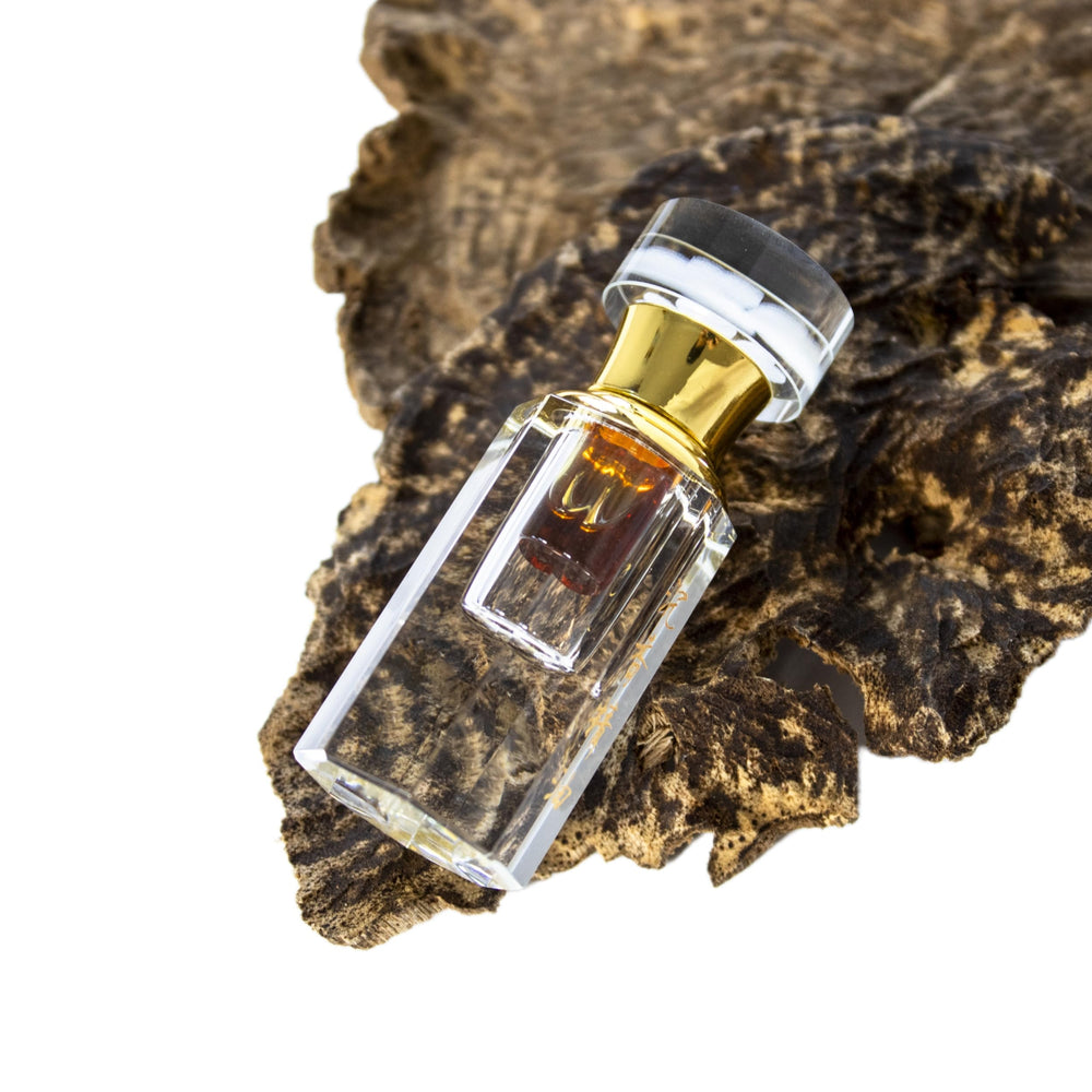 Ercao authentic oud essential oil bottle for DIY blends.