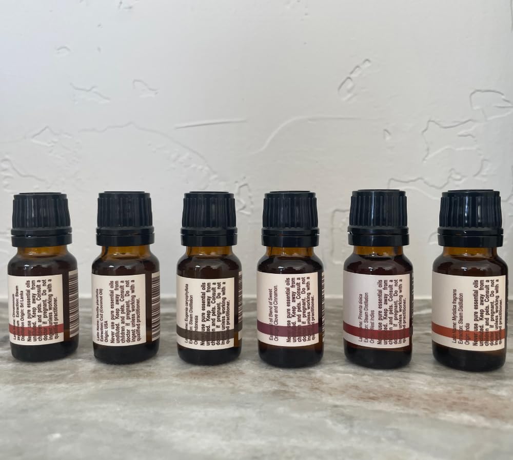 Fabulous Frannie Vanilla essential oil bottle offers sweet fragrance for desserts and diffusions.