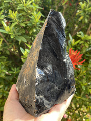 GAF TREASURES Mexico-sourced obsidian display stone supports meditative or decorative use.