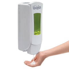 GOJO Foam Wash liquid color is light yellow, suggesting a refreshing citrus aroma