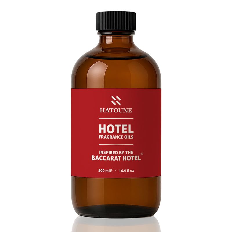 Hatoune Hotel Series diffuser oil bottle close-up showing precise dropper for controlled fragrance