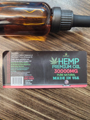 Healthergize hemp oil pet-safe label suggests safe use with animals.