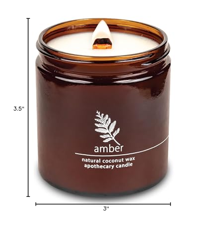 Hemlock Park herbaceous aroma candle suitable for living spaces