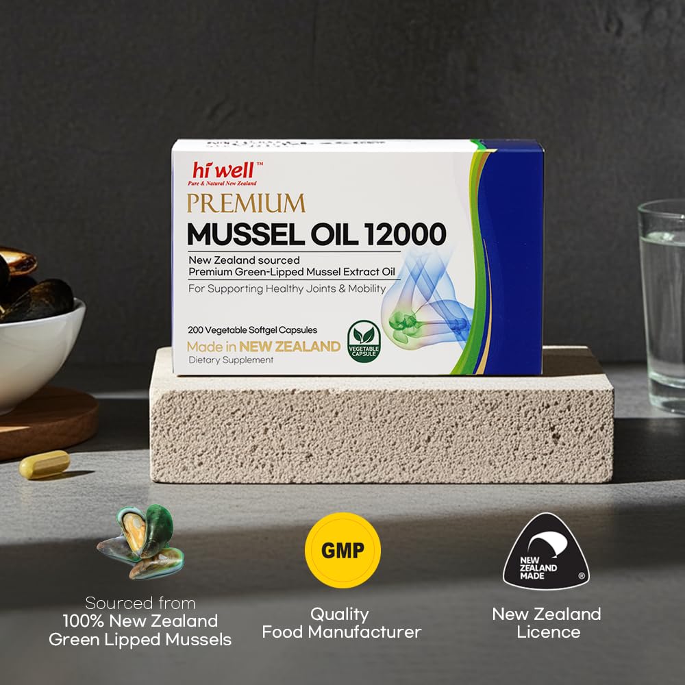 Hi Well green-lipped mussel 12000 softgel capsules closeup showing high-strength formula.