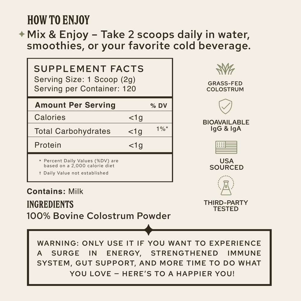 HONOR Supplements Colostrum powder in a smoothie illustrates versatile nourishment.