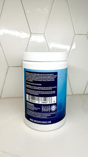 Huge Supplements Defend Cycle Support bottle close-up displays the 18-ingredient blend claim