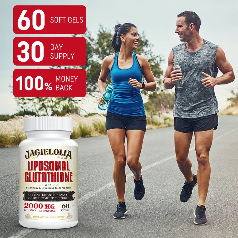 Jagielolia liposomal glutathione softgels with water demonstrates easy daily use.