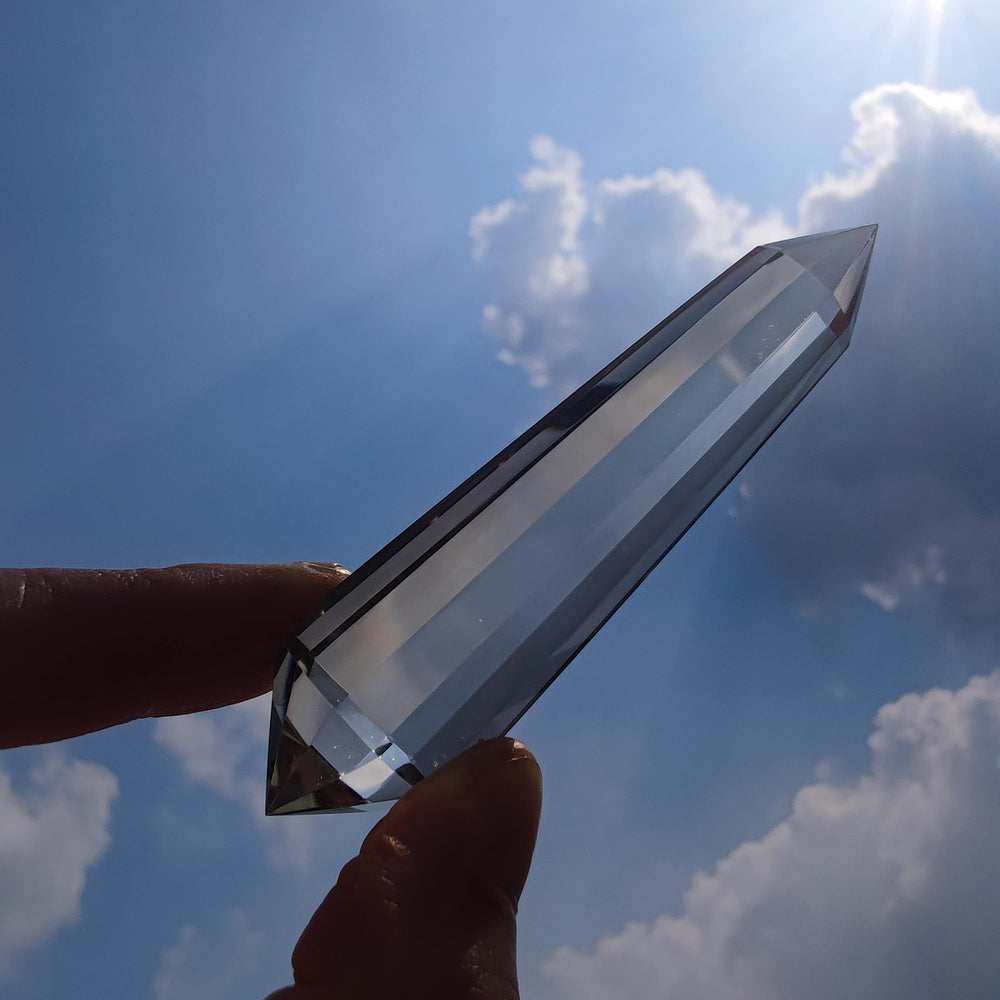 JDFlying smoky quartz crystal point focused for meditation and intention.