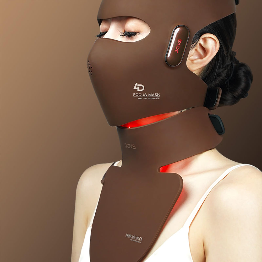JOVS LED therapy session shows a quick 10-minute routine.