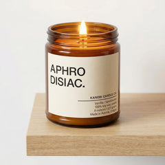 Packaging of Kanobi Candle Co Vanilla & Sandalwood for gifting appeal