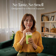 Keppi MCT Oil neutral flavor shown mixing into smoothie.