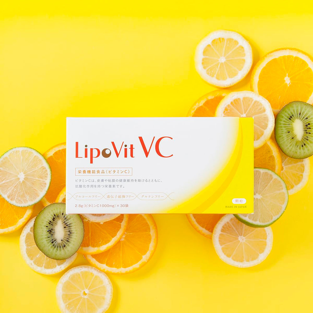 LipoVit VC dissolving in water for quick, citrusy mix.