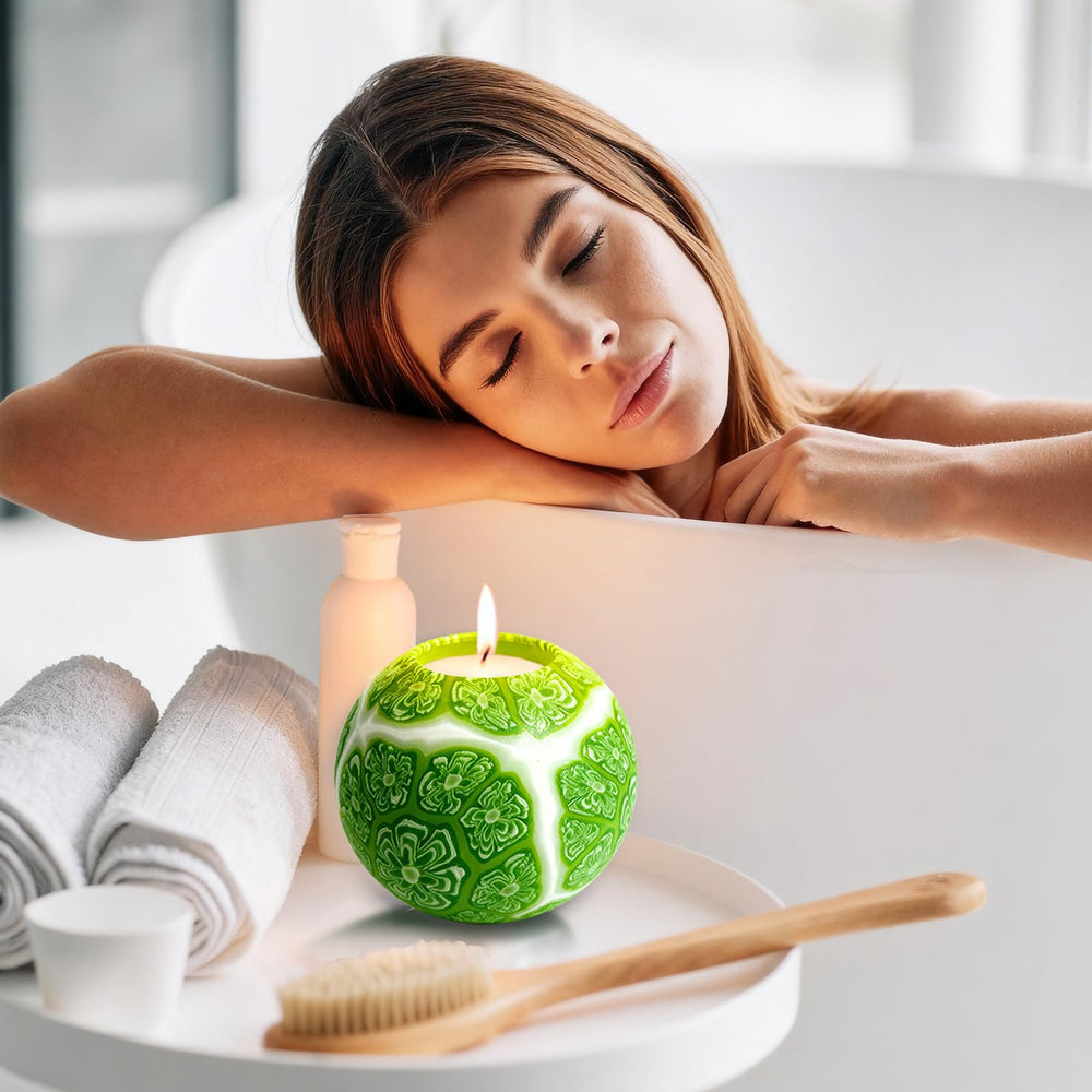 LumeTon candle makes a charming Valentine gift for loved ones.
