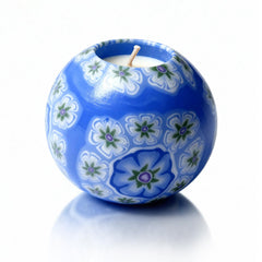 LumeTon Alan's Candle with spherical design enhances modern decor as a sophisticated centerpiece.