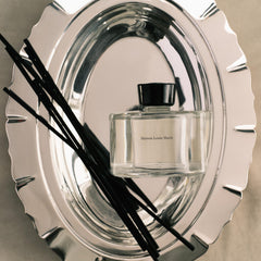 Maison Louis Marie No.14 Icila diffuser cap adds a sleek, polished look.