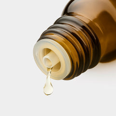 Manhattan Beach euro-dropper cap enables precise, mess-free dosing.