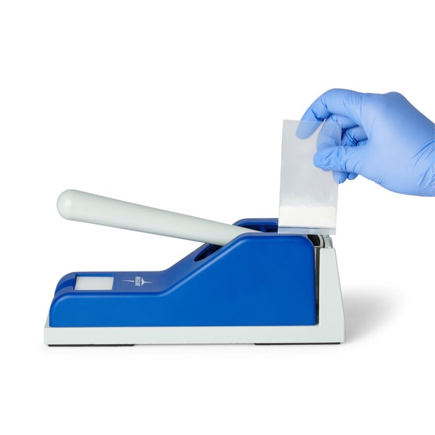 Medline Pouches protect against cross-contamination while dispensing meds.