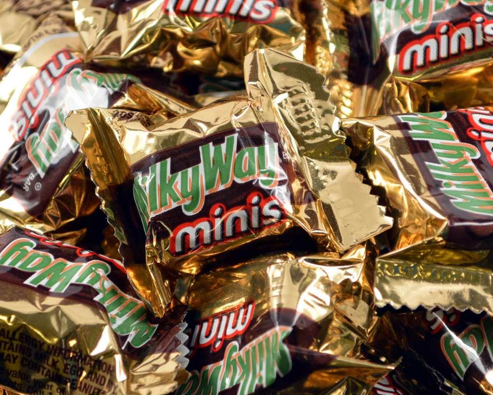Milky Way Bite Size Candy Bars image highlights creamy chocolate and chewy nougat, ideal for sharing