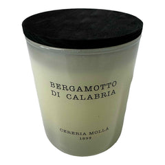 Molla 1899 Bergamotto di Calabria candle front view enhances elegant ambience.