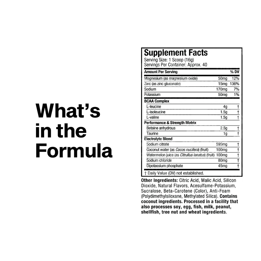 Measuring spoon with MuscleTech Amino Build for pre-workout hydration