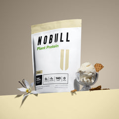 NOBULL vanilla protein shaker shows smooth blending during training.