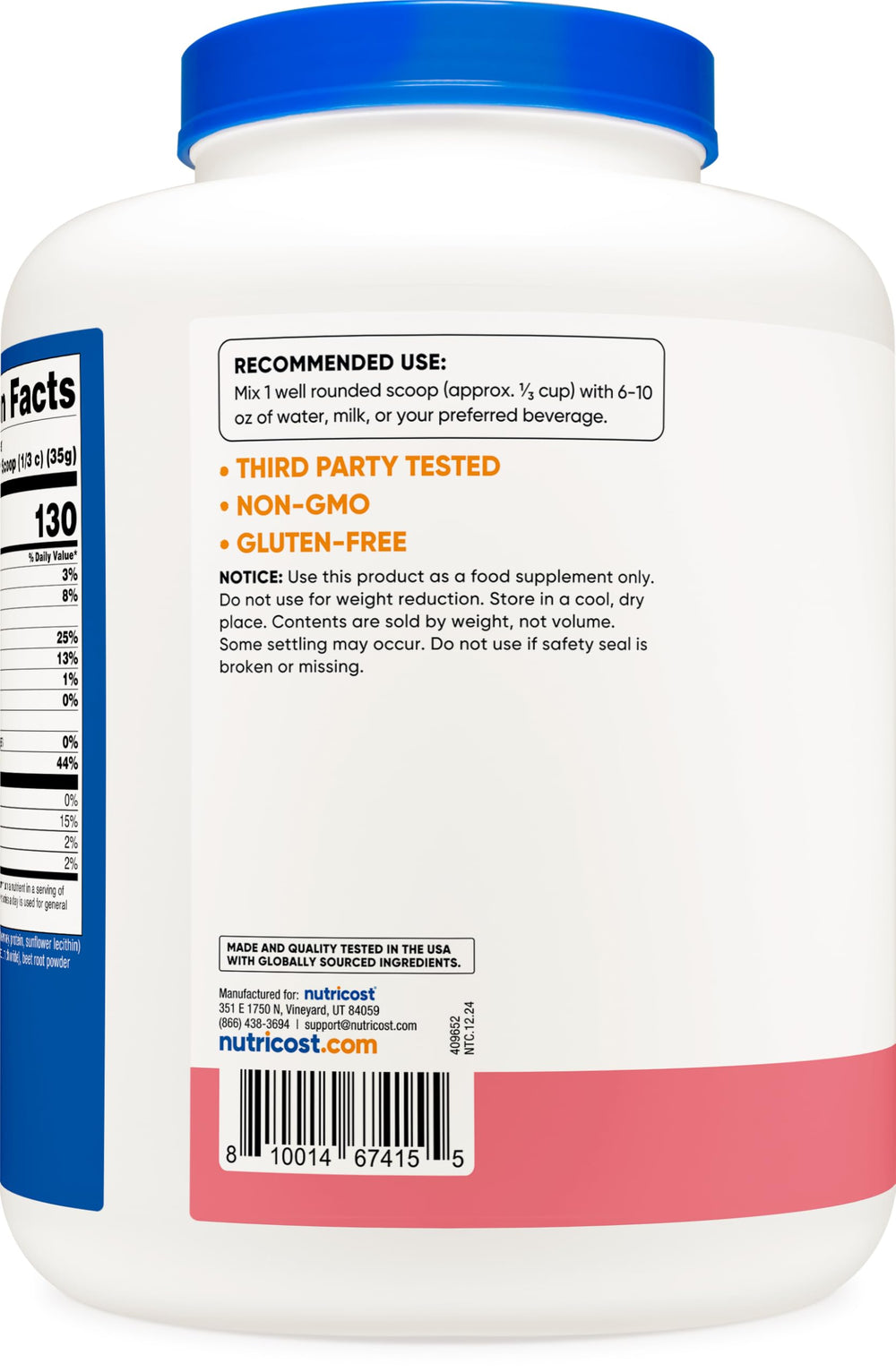 Nutricost Whey Concentrate Strawberry Milkshake scoop emphasizes easy portion control for daily use.