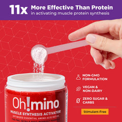 Oh!mino Berry Blast dissolving in water emphasizes clean nutrition with zero sugar.