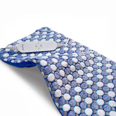 Pasonio weighted heating pad blue back close-up shows plush fabric and warm coverage
